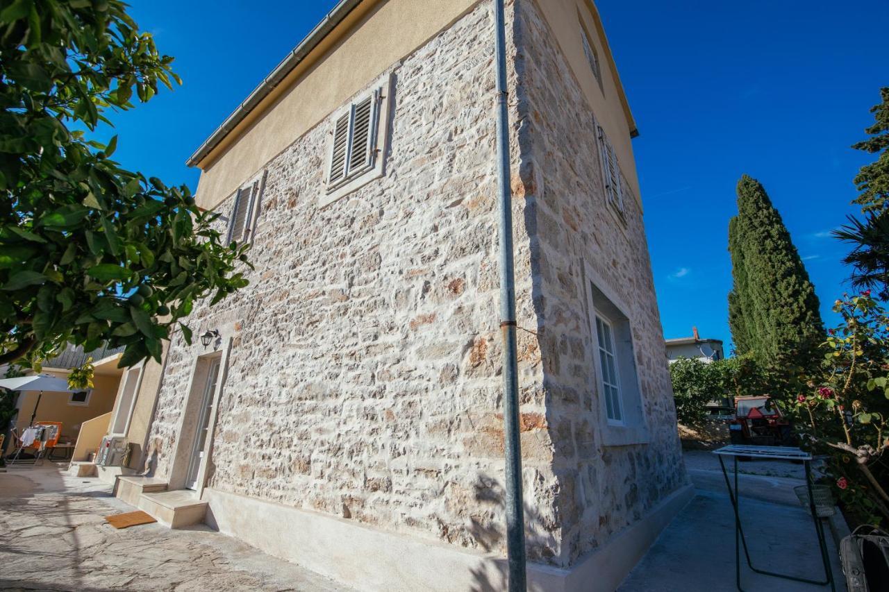 Apartmán Barbarossa Sveti Filip i Jakov Exteriér fotografie